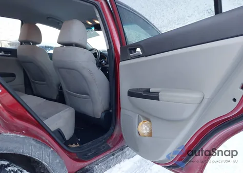 2020 Kia Sportage Lx z USA, uszkodzony, nr VIN KNDPMCAC2L7703818